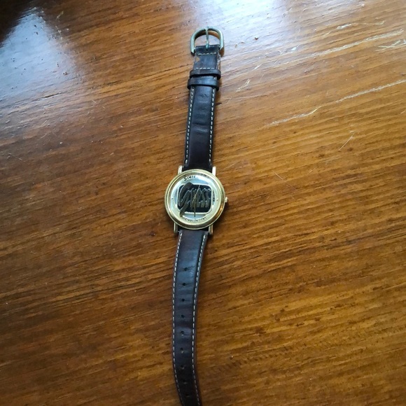 Guess Watch - Picture 3 of 4